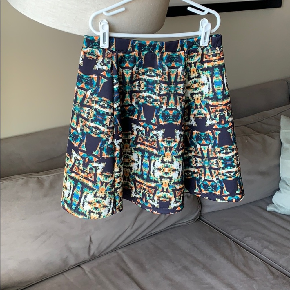 Lily rose navy geometric pattern mini skirt size S